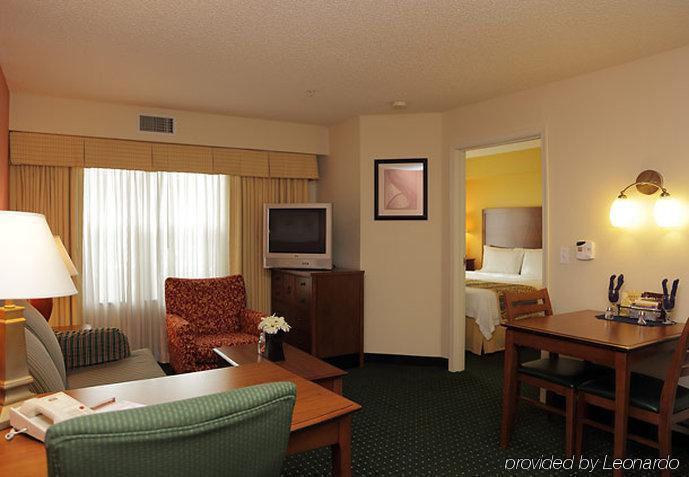 Hotel By Marriott North Portland