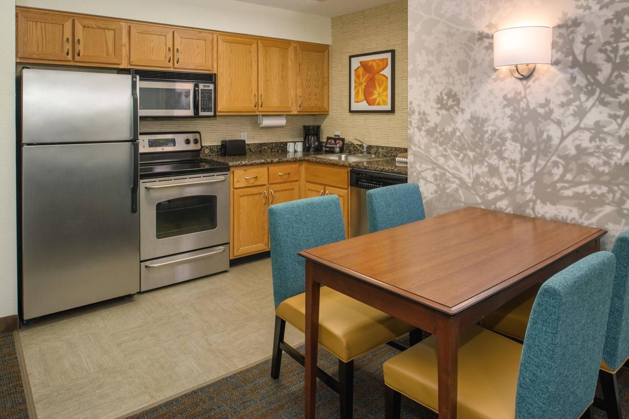 Hotel By Marriott North Portland