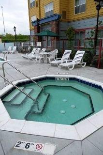 By Marriott North Hotel