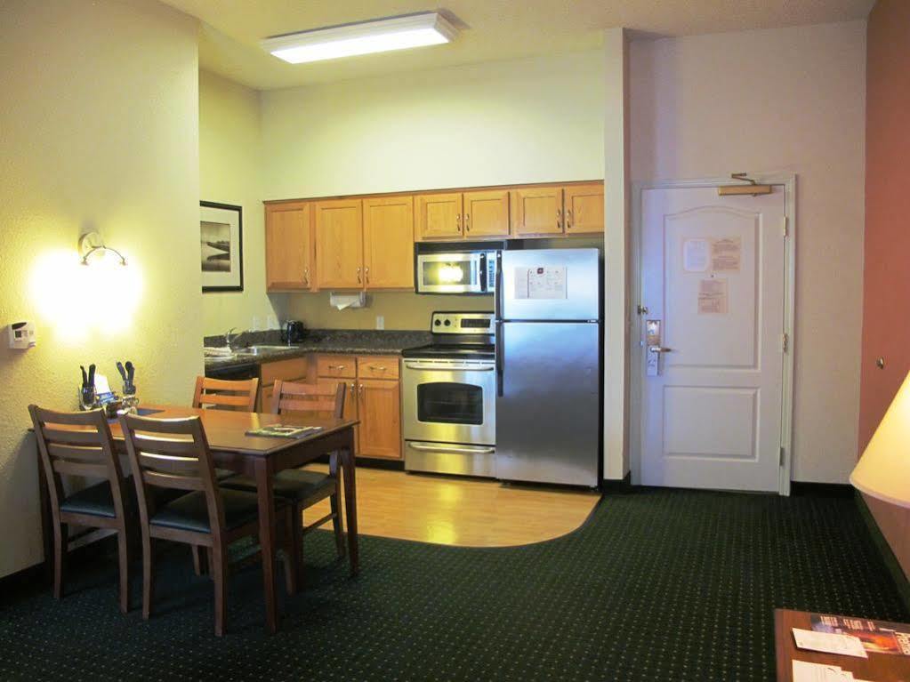 By Marriott North Hotel Portland
